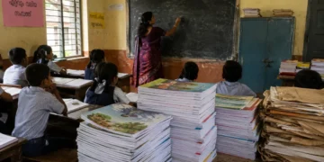 കേരള വിദ്യാഭ്യാസ വകുപ്പ് പ്രതിസന്ധി